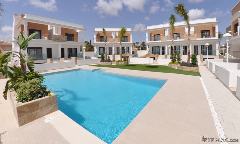 Semi Detached Villa Samara In Ciudad.. - 2