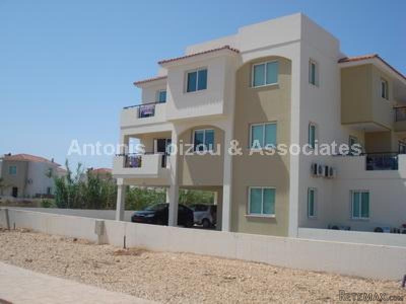 Two Bedroom Apartment With Communal Pool