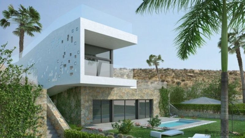 3 Bedrooms - Villa - Alicante - For Sale