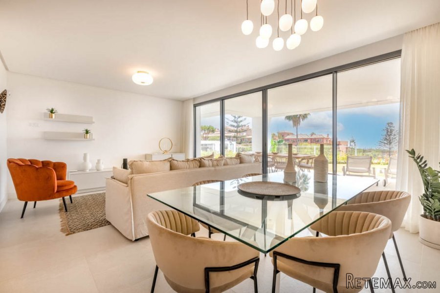Apartamento de 4 dormitorios y 3 baños en un residencial.. - 2