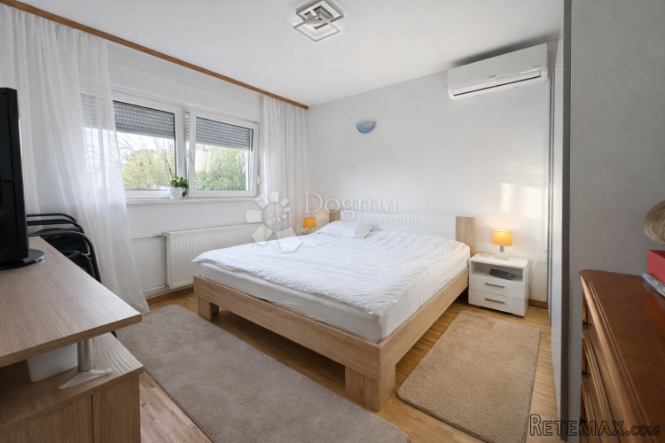 ***SNIŽENO*** Sesvete (Gajišće) – 3S stan s vrtom 100 m², ga - 2