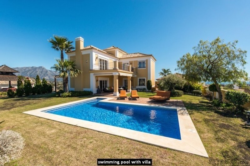 Villa for sale in Benahavis, Malaga..