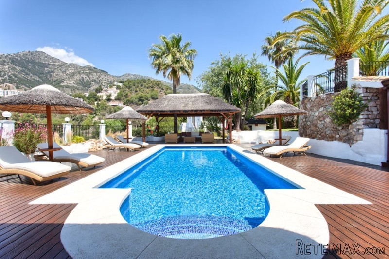 4 bedroom property near Andalucia Back..