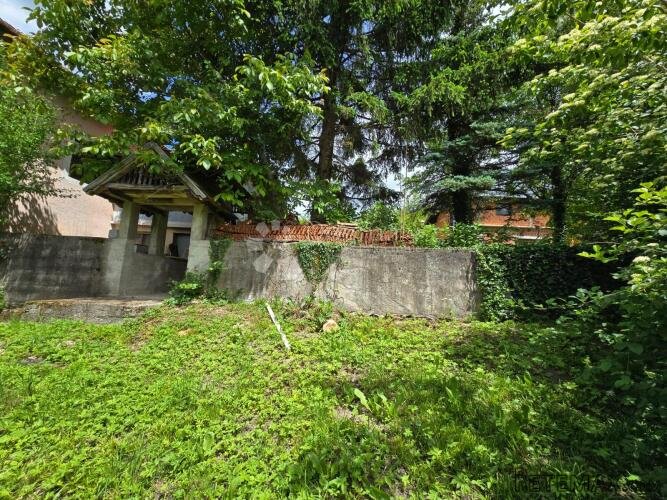 Kurija s dušom i velikim imanjem blizu Zagreba - 3