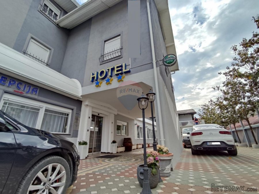 Velika Gorica, hotel 1.300 m2, 25 soba, wellness - 3