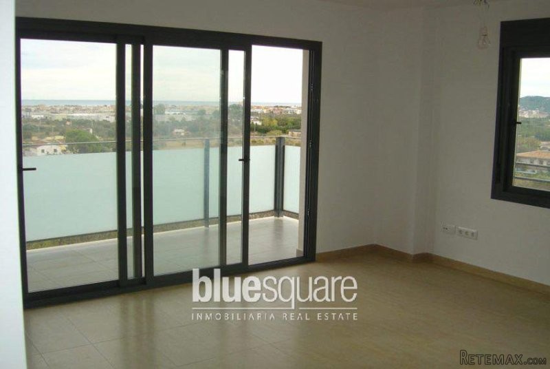 Beautiful 4-Bedroom Duplex for Sale in.. - 2