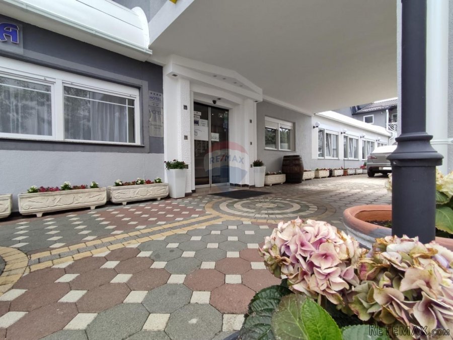 Velika Gorica, hotel 1.300 m2, 25 soba, wellness - 4