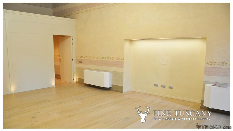 Apartment with frescoes for sale in.. - 2