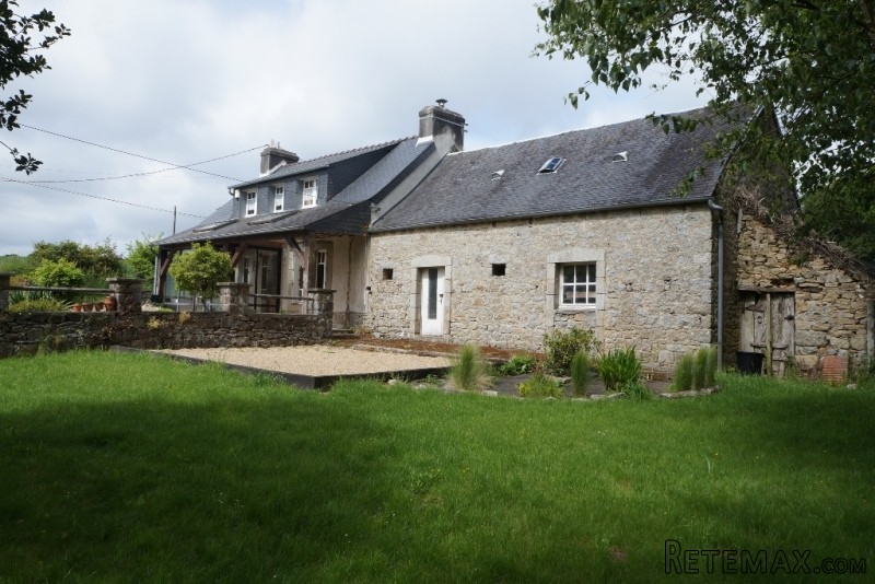 3 Bedroom Detached Country Property - 2