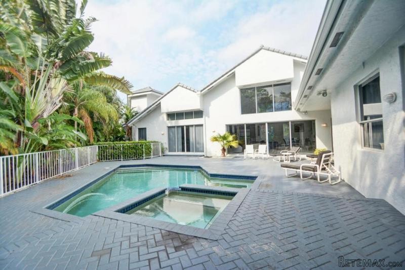 3746 Devon Ct N, Boca Raton, FL -.. - 2