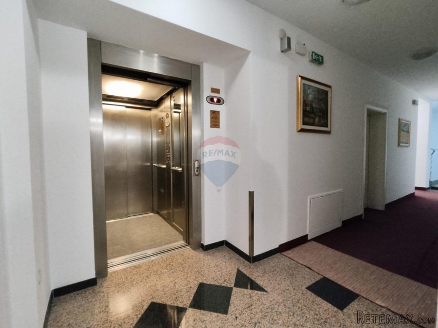 Velika Gorica, hotel 1.300 m2, 25 soba, wellness - 9