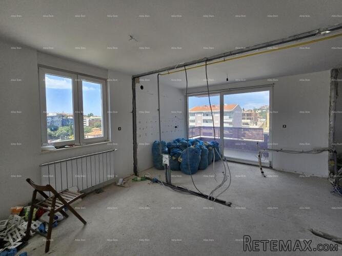 PULA – stan u centru s dvije garaže i velikom terasom - 3