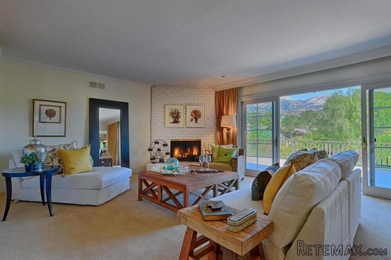3 bedroom House For Sale: 1010.. - 2