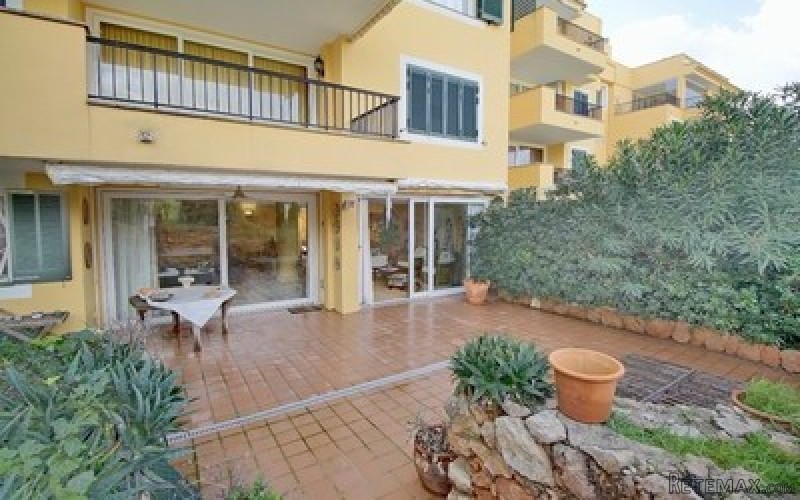 Ground floor for sale in Ambassador Park