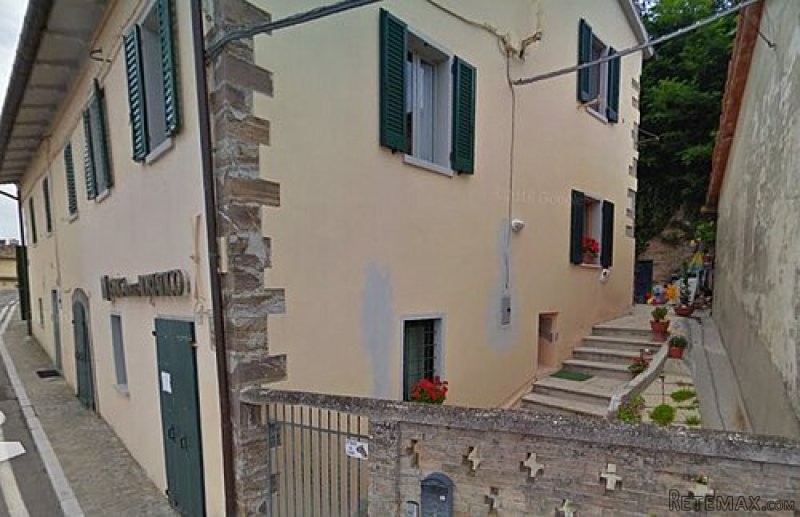 Large Property Split Into 4 Units In..