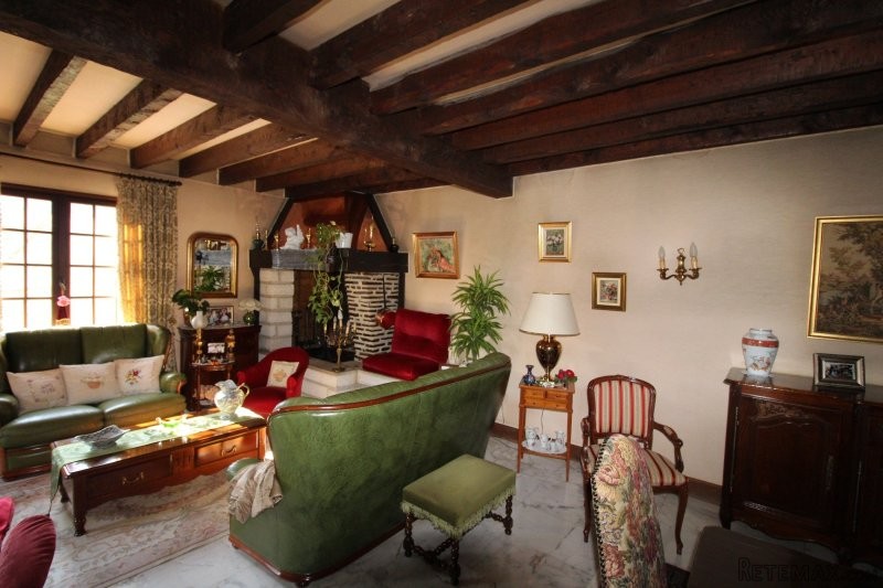 3 Bedroom Villa For Sale With Garden.. - 2