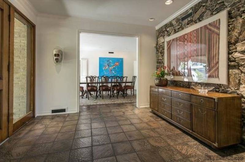4 bedroom House For Sale: 4933 Mangold.. - 2