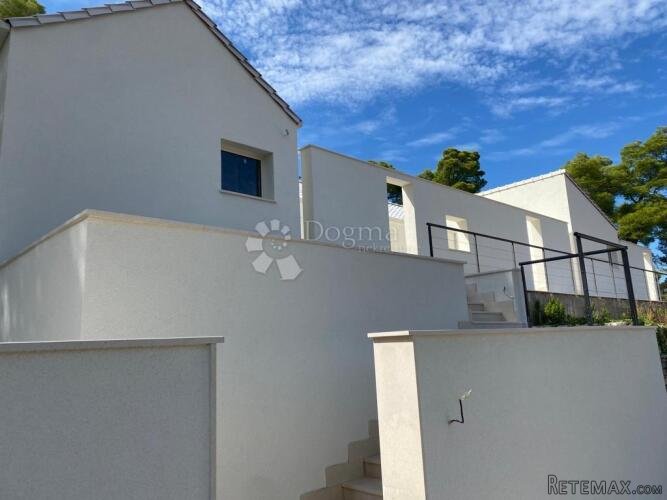 Drugačija vila s bazenom, Brač, Bobovišća - 2