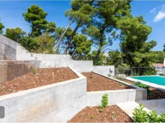 Drugačija vila s bazenom, Brač, Bobovišća - 3