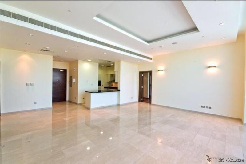 Full Sea View and Marina Skyline View -..