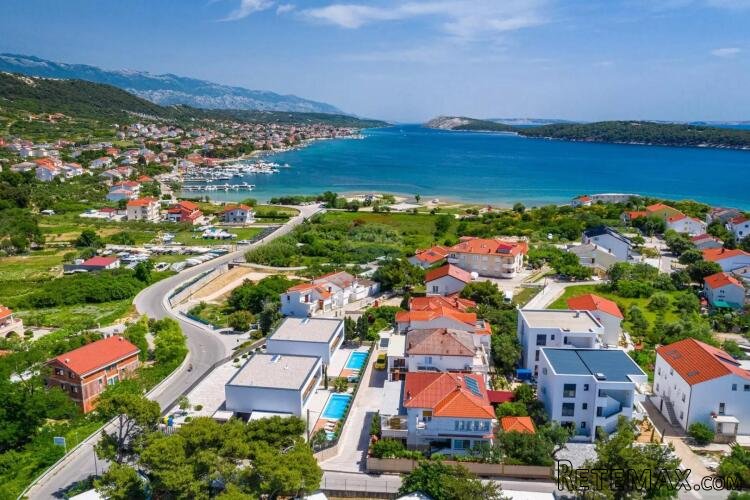 Rab, Banjol- moderne vile s bazenima, blizina mora i centra - 3
