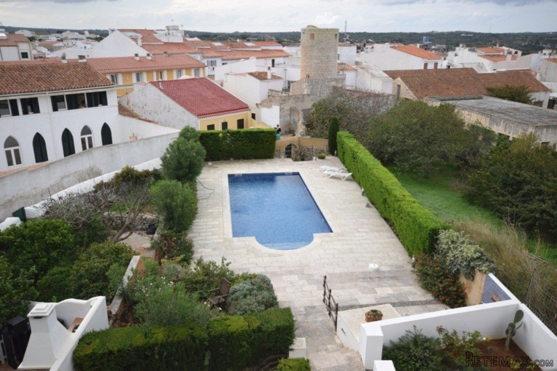 3 Bedrooms Apartment For Sale