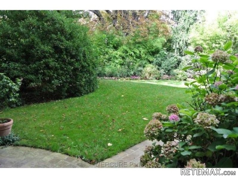 4 bedroom House For Sale: 75016 PARIS - 2