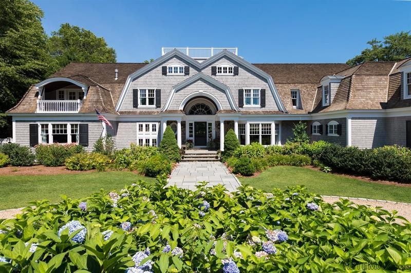 4 bedroom House For Sale: 19 Neds Point.. - 2