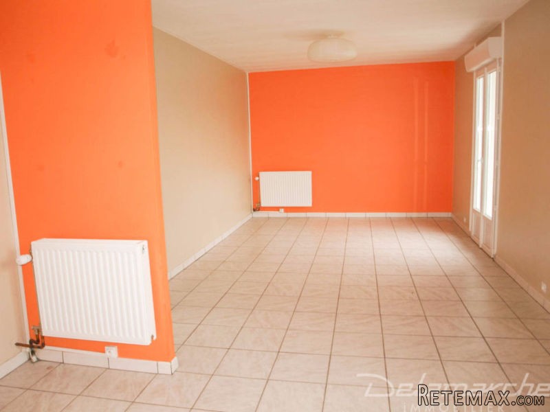 Trelly - House For Sale - 2