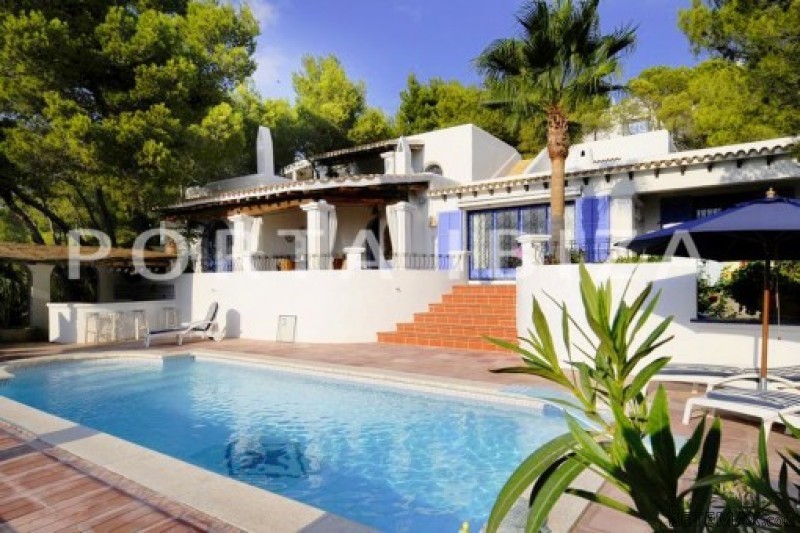 Wonderful villa with sea view at Can..