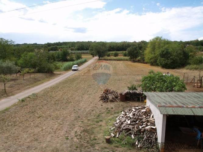 Građevinsko zemljište 5 km od Umaga, 6 km od Buja - 2