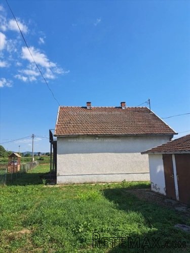 Na prodaju porodicna kuca u Sopicu-Lazarevac - 2