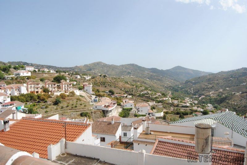 Town House for For Sale in Canillas De..