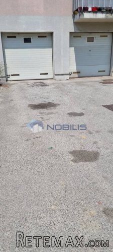 Zagreb, Gajnice , (Putine) garaža 54 m2 - 2