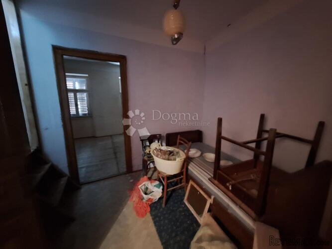 KUĆA NA RIVI - 3