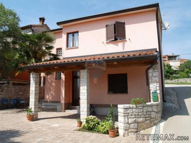 KUĆA SA OKUĆNICOM U BRTONIGLI I POGLEDOM NA MORE - 3