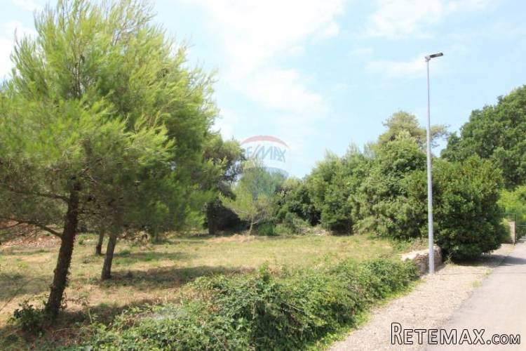Medulin, zemljište s građevinskom dozvolom za stambenu... - 4