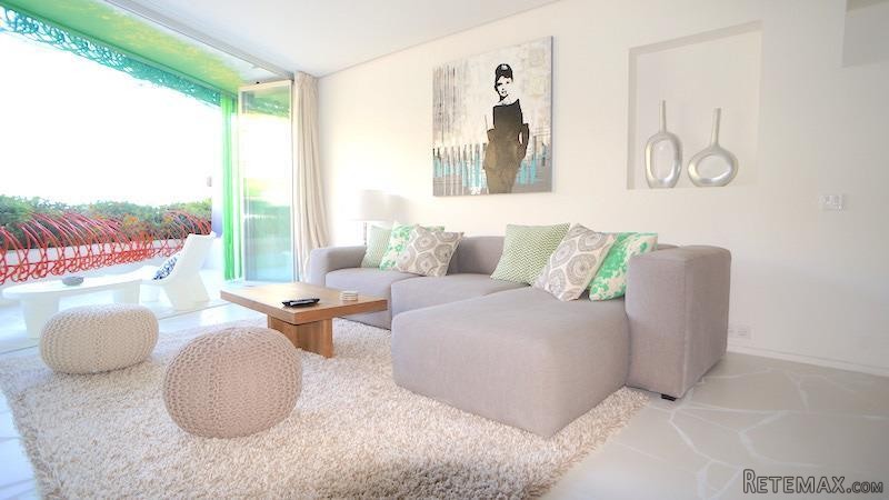 2 bedroom Apartment For Sale: Marina..