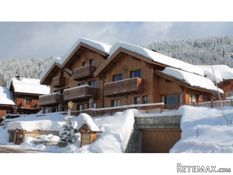 Luxurious 3 Bed Duplex apartment, in a..