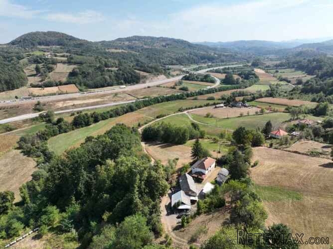 Prodajem imanje sa prirodnim izvorom Ljig-Dići - 8