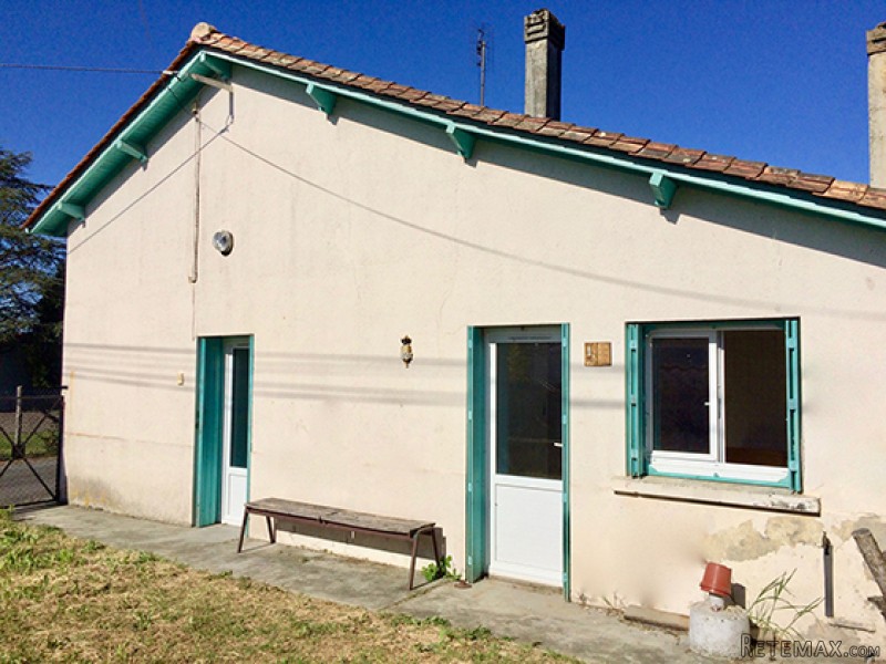 Village House Near All Amenities With.. - 2
