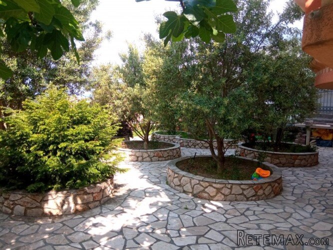 Prodajem kucu Bar-Bjelisi - 12