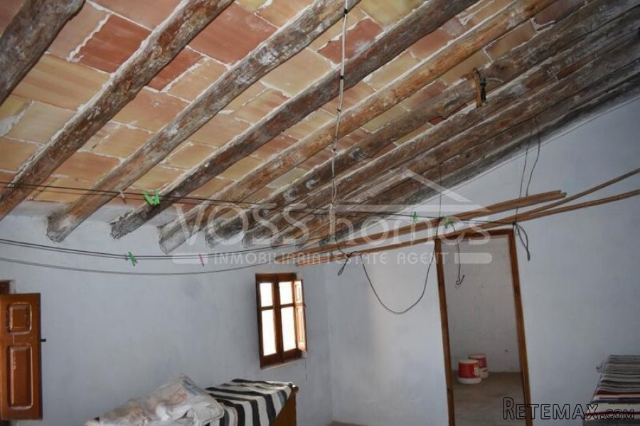 A huge village property to renovate currently with 3.. - 14