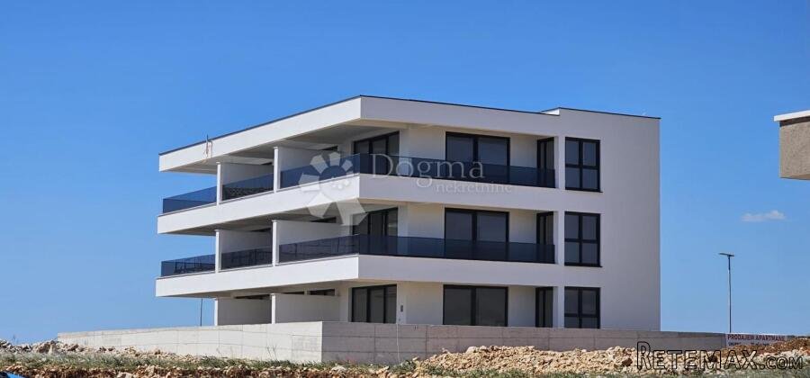 Apartman S6 – apartman s velikom terasom i pogledom na more