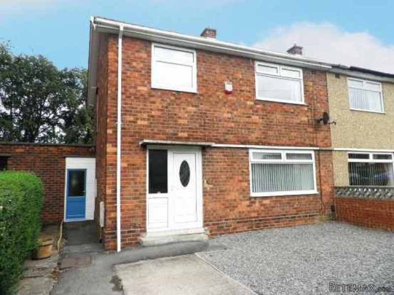 3 bedroom, Semi-detached House house..