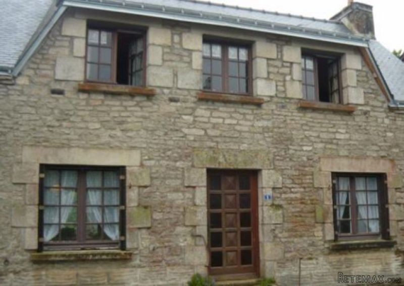 Nice 4 Bedroom Village House