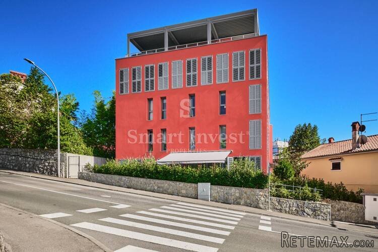 OPATIJA - STROGI CENTAR, luksuzan stan s garažom i.. - 2