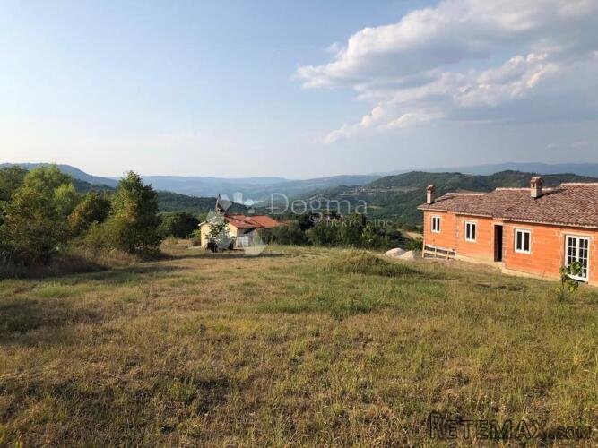 Građevinski Teren s Pogledom na Jezero Butoniga - Prilika - 3