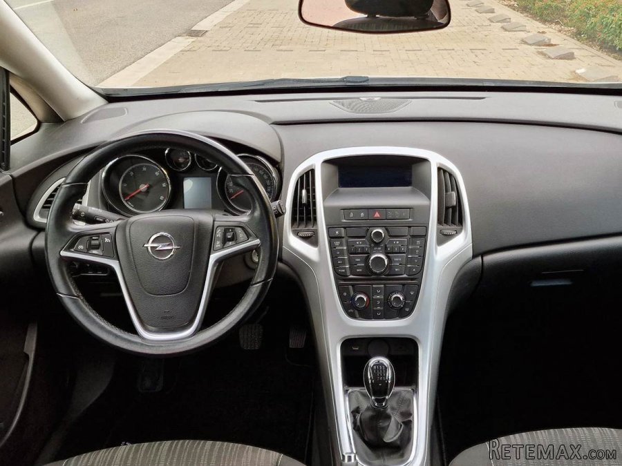 Opel Astra 1.7 L Selective - 4