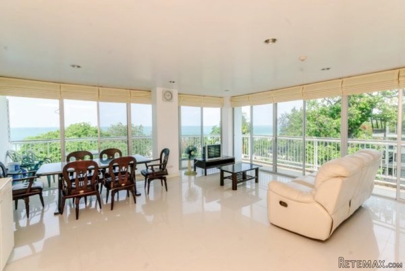 3 Bed Beachfront Condo At Baan Suan Rim..